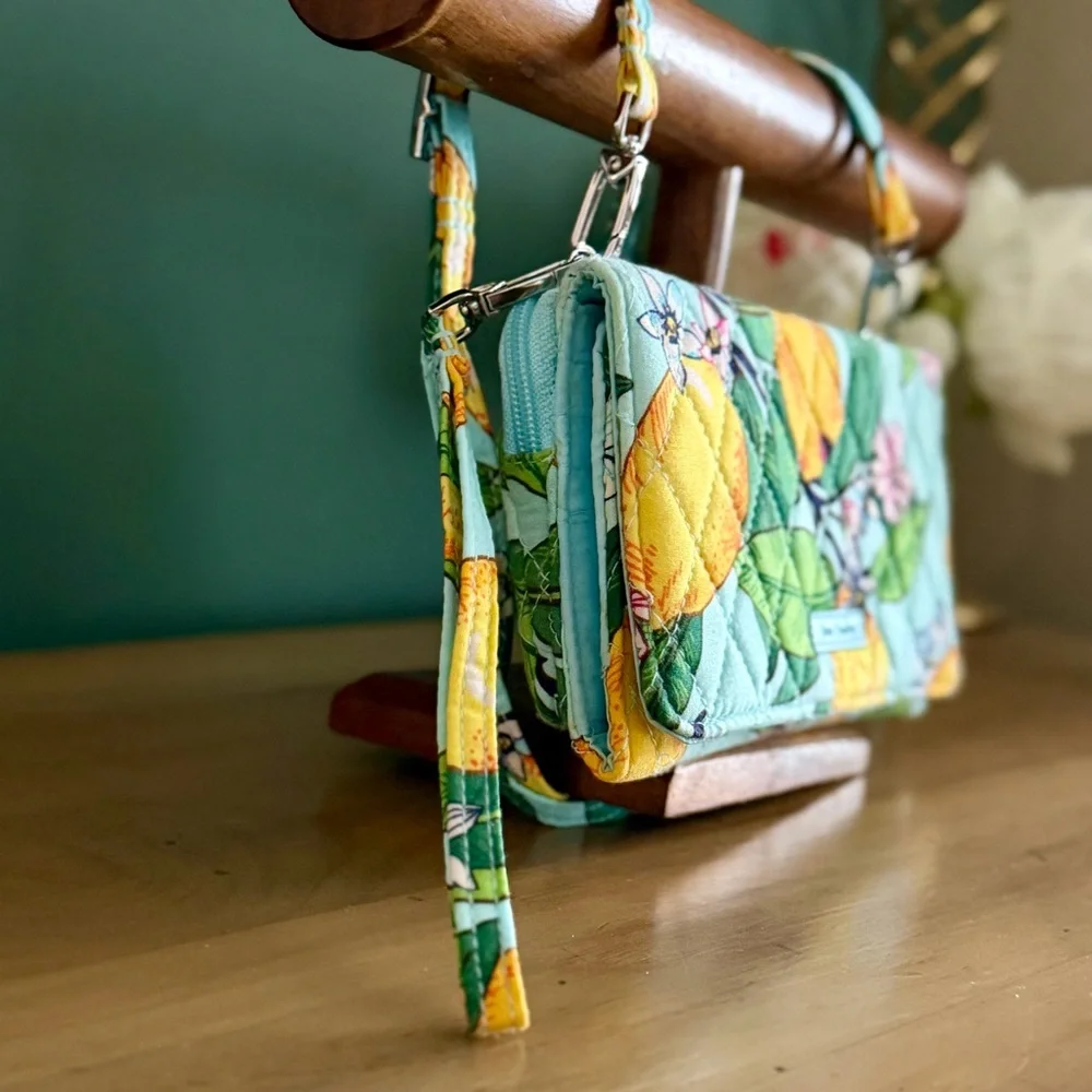 Vera Bradley RFID Accordion Wristlet Lemon Grove | Quilted Wallet Crossbody - Picture 2 of 10